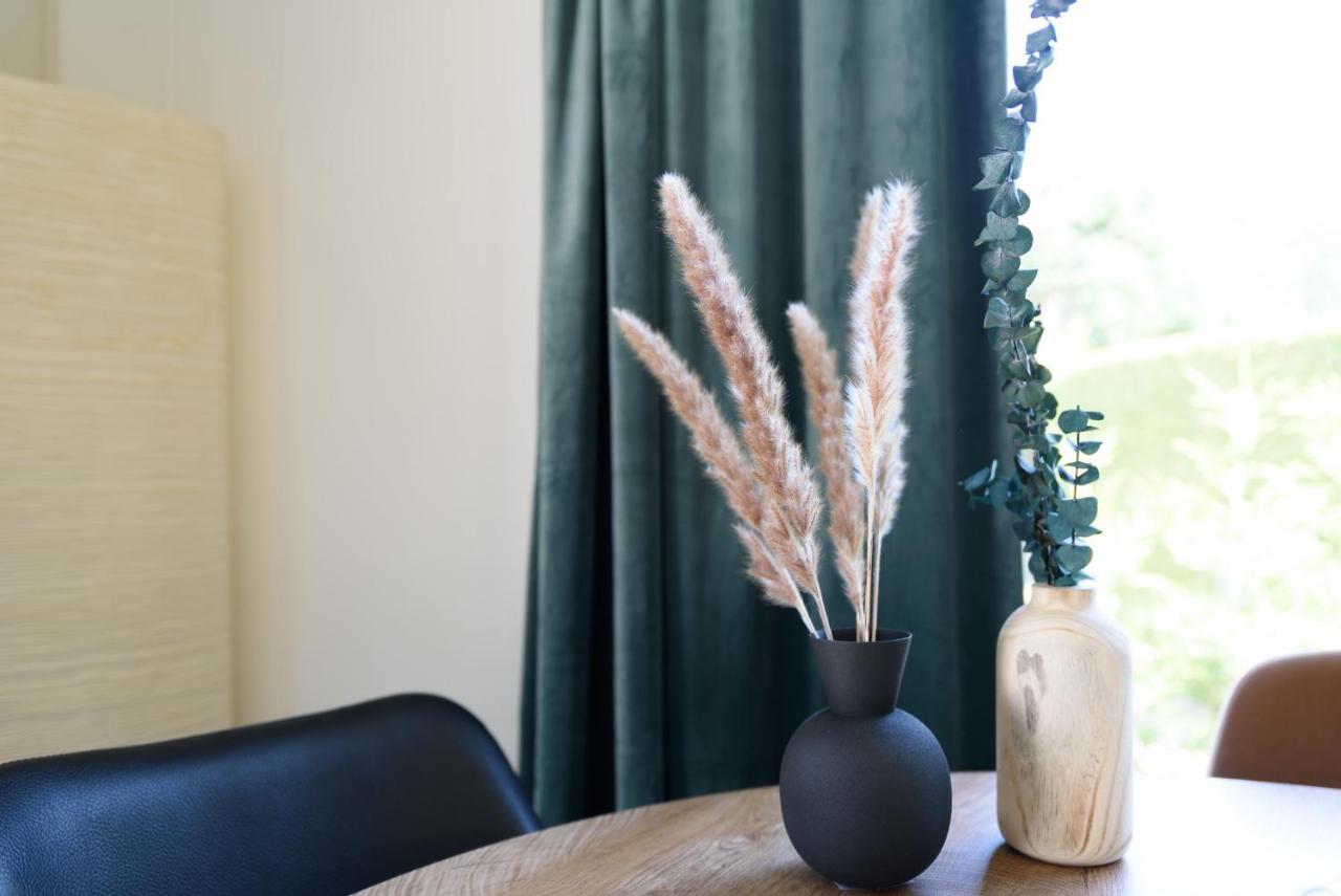 Gezellig Chalet Aan De Veluwse Bosrand プッテン エクステリア 写真